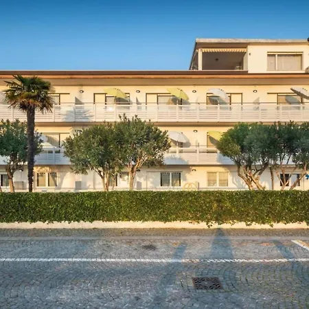 Homely And Cozy Close To The * Lignano Sabbiadoro